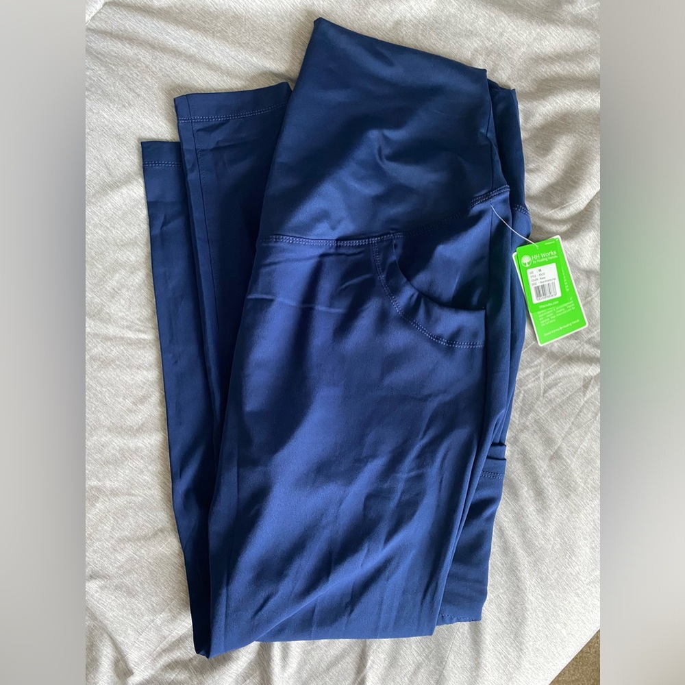 Healing hands maternity pants - size medium - new with tags